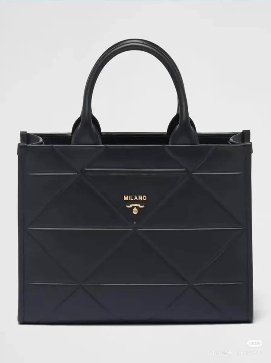 Celine -  Milano - Master
For Price 👇 WTSP Text Zain 0568585901

Zain10
♥️♥️♥️