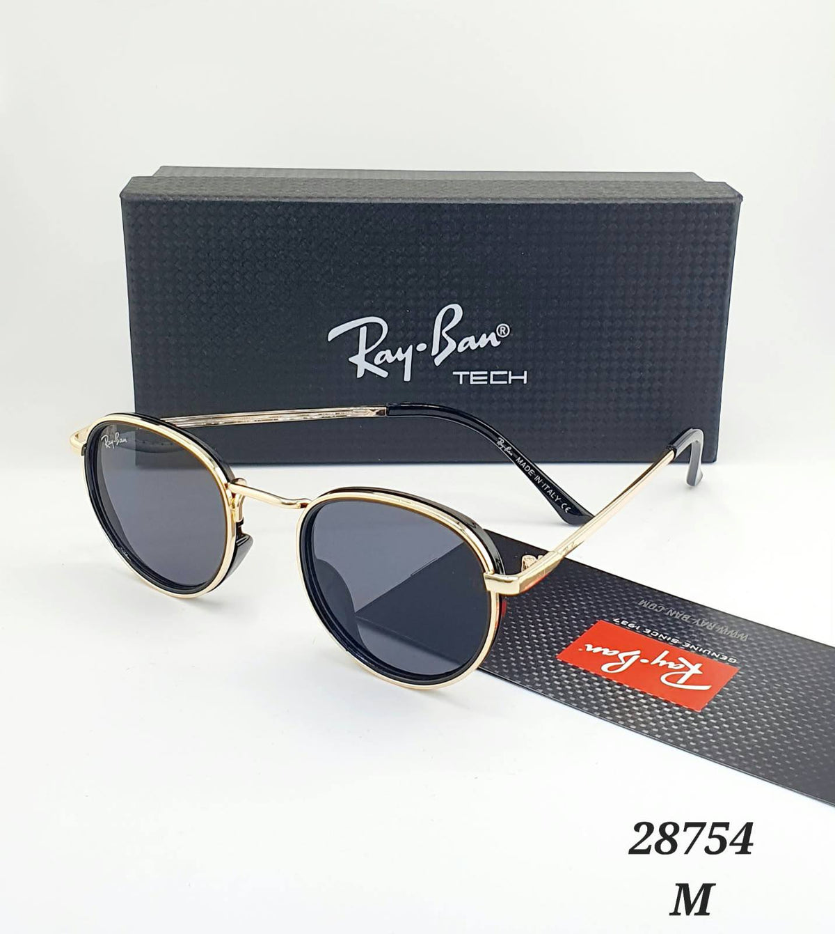 Sunglasses 

55 dhs🇦🇪🇦🇪🇦🇪

Zain182
♥️♥️♥️