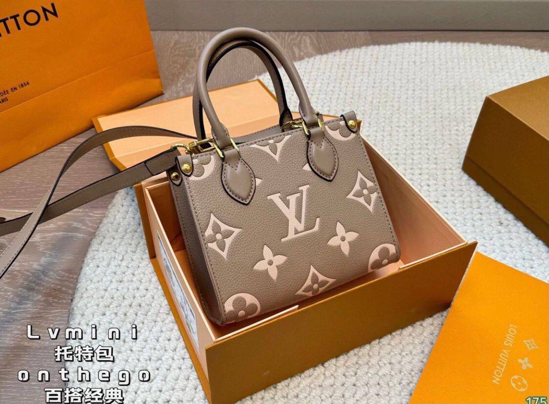 LV
80 dhs❤️

With box
🎁🎁🎁

Zain219
♥️♥️♥️
