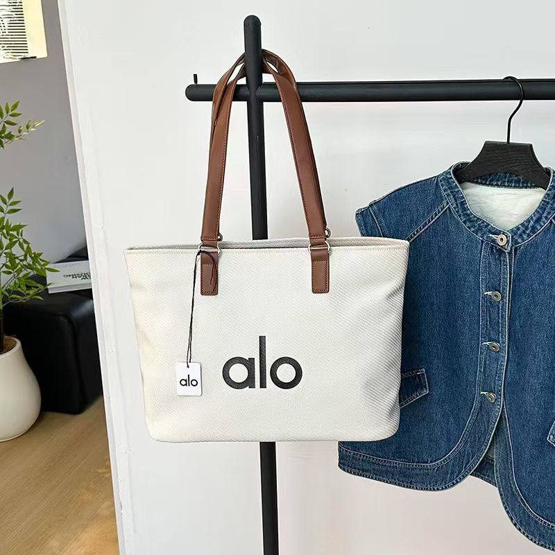 Alo
Big Size 
70 dhs🪙🖤

Zain250
♥️♥️♥️