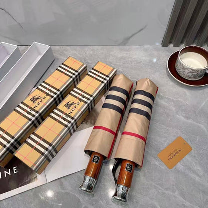 UMBRELLA ☔️
Master quality 💯
With boxes 🗃️ 
70 dhs🪙🌨️

Zain216
♥️♥️♥️