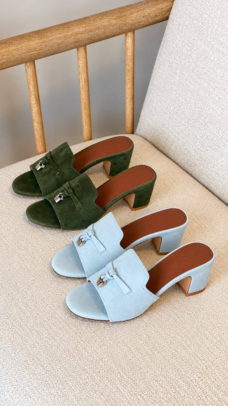 LORO PIANA 

QUALITY: SUPER MASTER

SIZE:35 TO 42

430 dhs🇦🇪🇦🇪

Zain319
♥️♥️♥️
