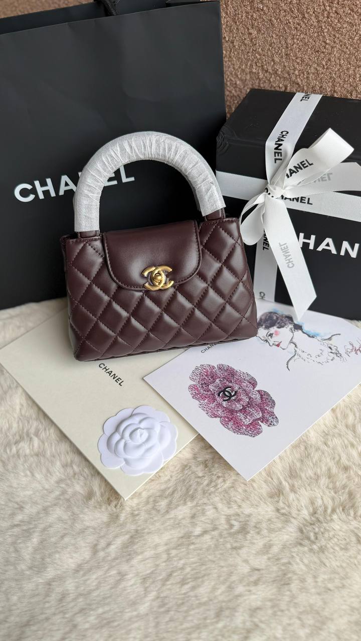 ✨New Chanel Kelly 🌈✨
Size : 19 Cm 
With original Packing 🎁
Vip 🔝
For Price 👇 WTSP Text Zain 0568585901

Zain280
♥️♥️♥️