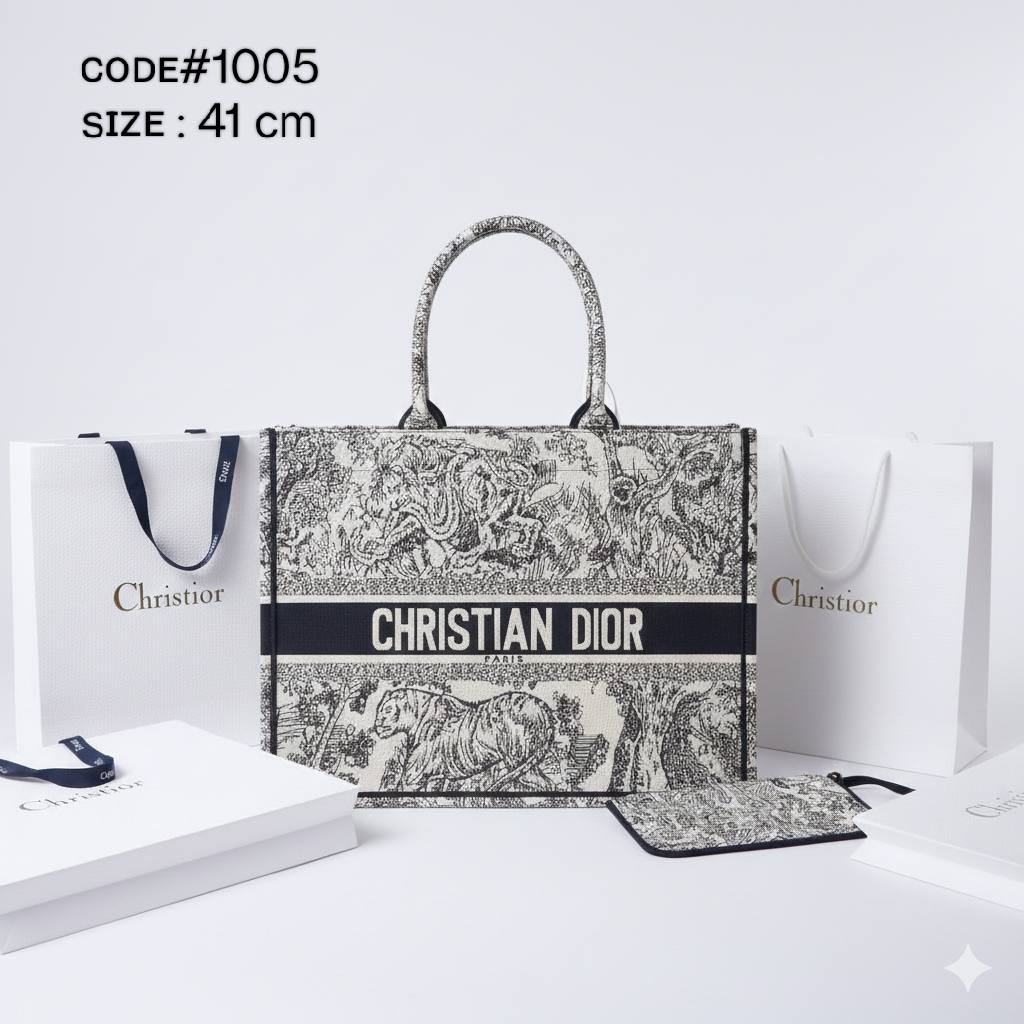 CHRISTIAN DIOR
ʙᴏᴏᴋᴛᴏᴛᴇ ᴄᴀɴᴠᴀs ᴍᴀᴛᴇʀɪᴀʟ
ᴡɪᴛʜ ᴘᴜʀsᴇ ᴢɪᴘᴘᴇʀ
sɪᴢᴇ : 41 cm
No BOX

110 dhs💓

Zain31
♥️♥️♥️