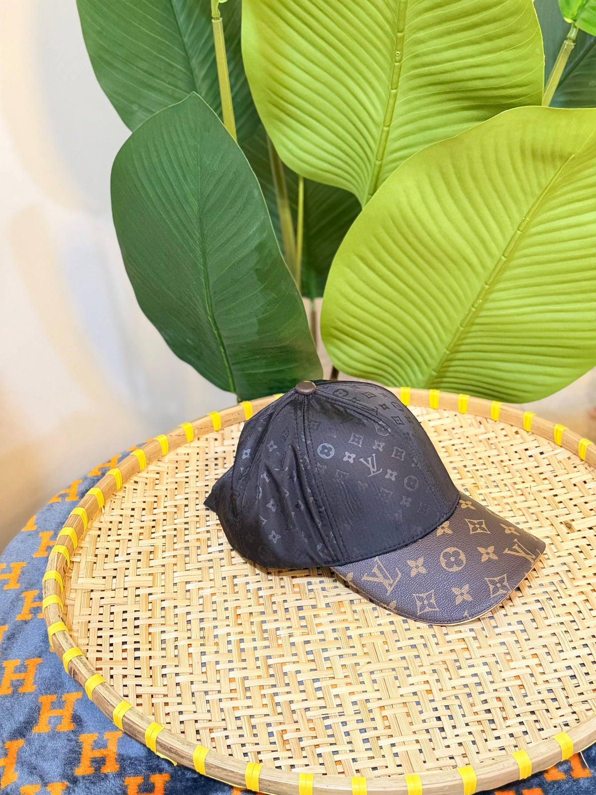 LV CAP

VVIP QUALITY

180 dhs🇦🇪🇦🇪

Zain281
♥️♥️♥️