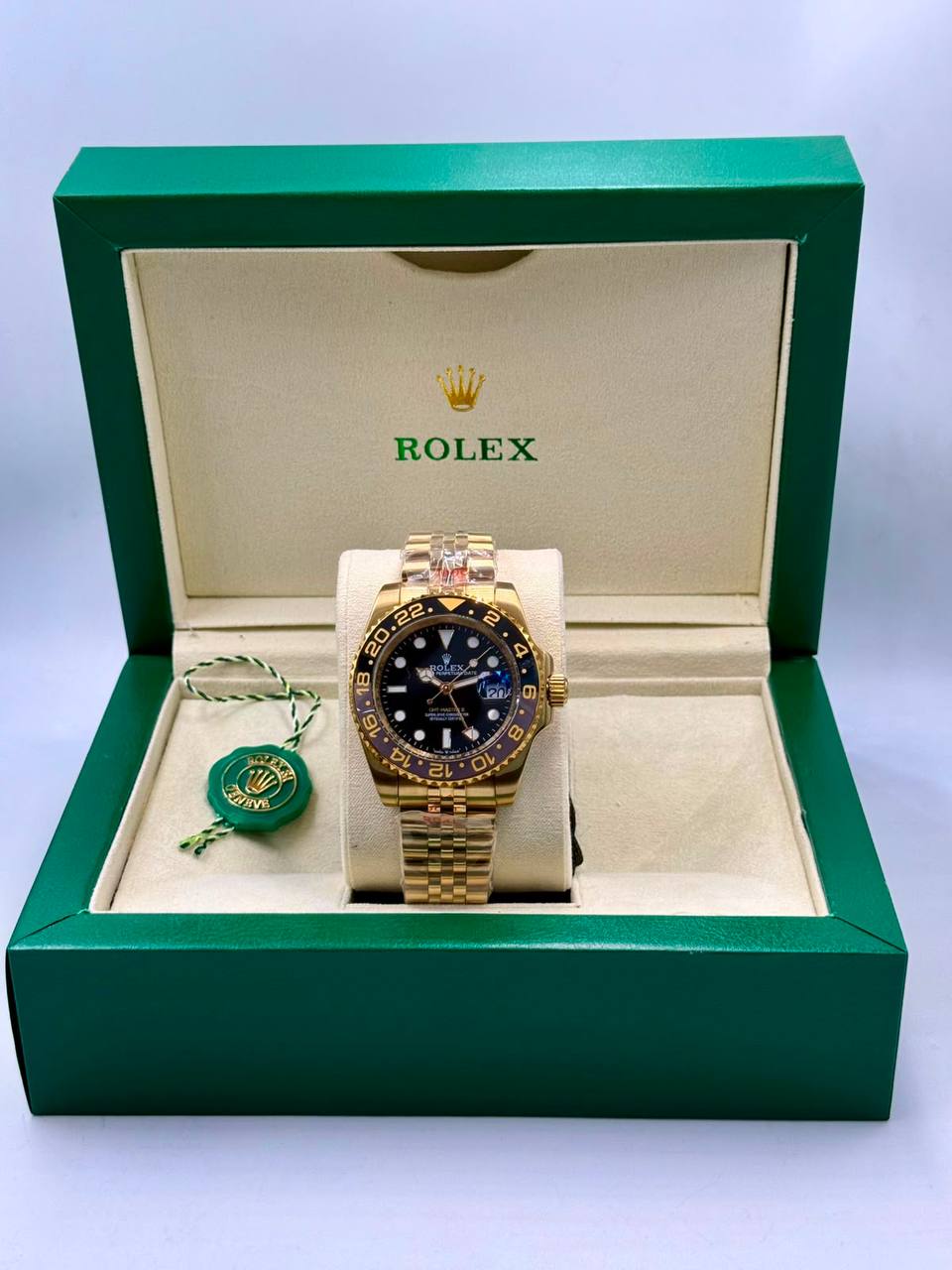 Rolex Men Master quality
*Automatic*
240 dhs✅

Zain08
♥️♥️♥️