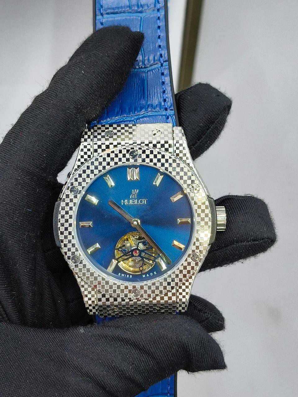 Hublot automatic 
350 dhs✅

Zain25
♥️♥️♥️