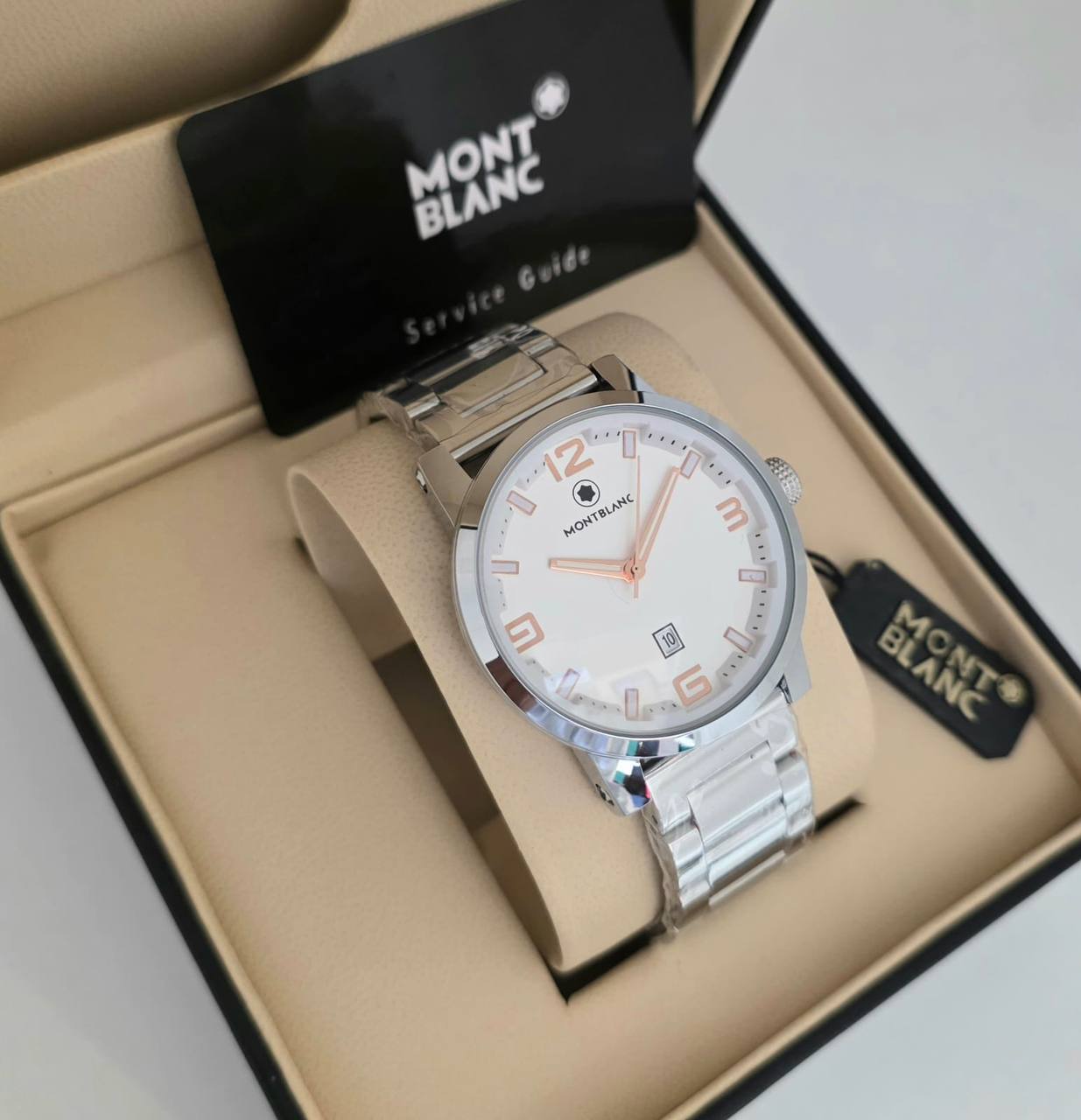 Montblanc Men
65 dhs✅
*Battery*

Zain29
♥️♥️♥️