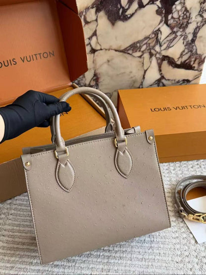 LV
Master🌺🌺
290 dhs✅

Zain228
♥️♥️♥️