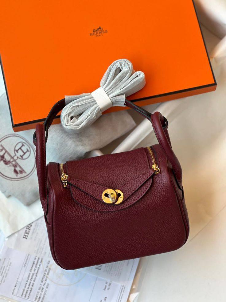Hermes
20. Cm. 
Nice. Backing. High. Quality. 
330 dhs🪙🌨️

Zain131
♥️♥️♥️