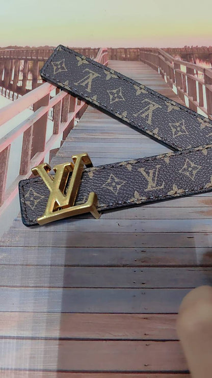 Belts

35 dhs💓

with box 
🎁🎁🎁

Zain232
♥️♥️♥️