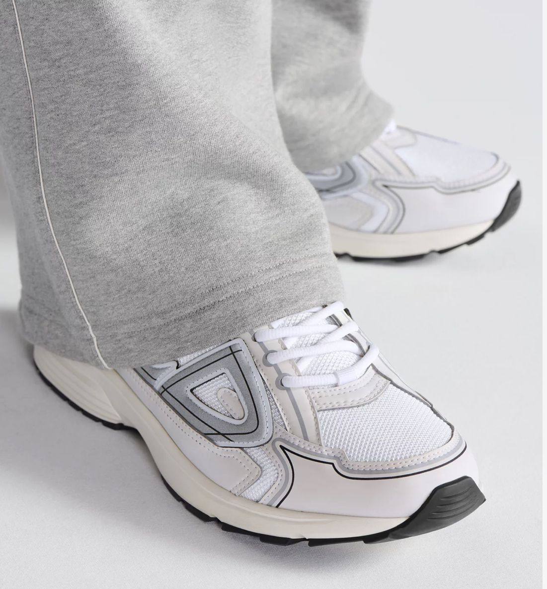 DIOR B30 ‘white’🤍
40-45 AVAILABLE🤩
230 dhs❣️

Zain242
♥️♥️♥️