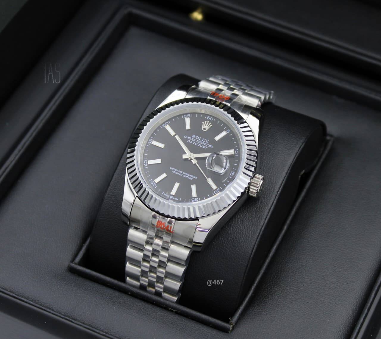 ROLEX DATEJUST MEN AUTOMATIC 41mm

180 dhs🪙🖤

Zain58
♥️♥️♥️
