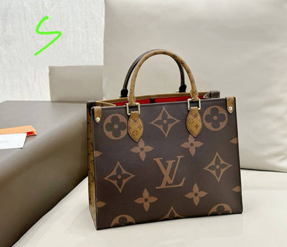 LV
 ONTHEGO GOOD QUALITY MEDUIM SIZE NEW CAME 
100 dhs✅

Zain295
♥️♥️♥️