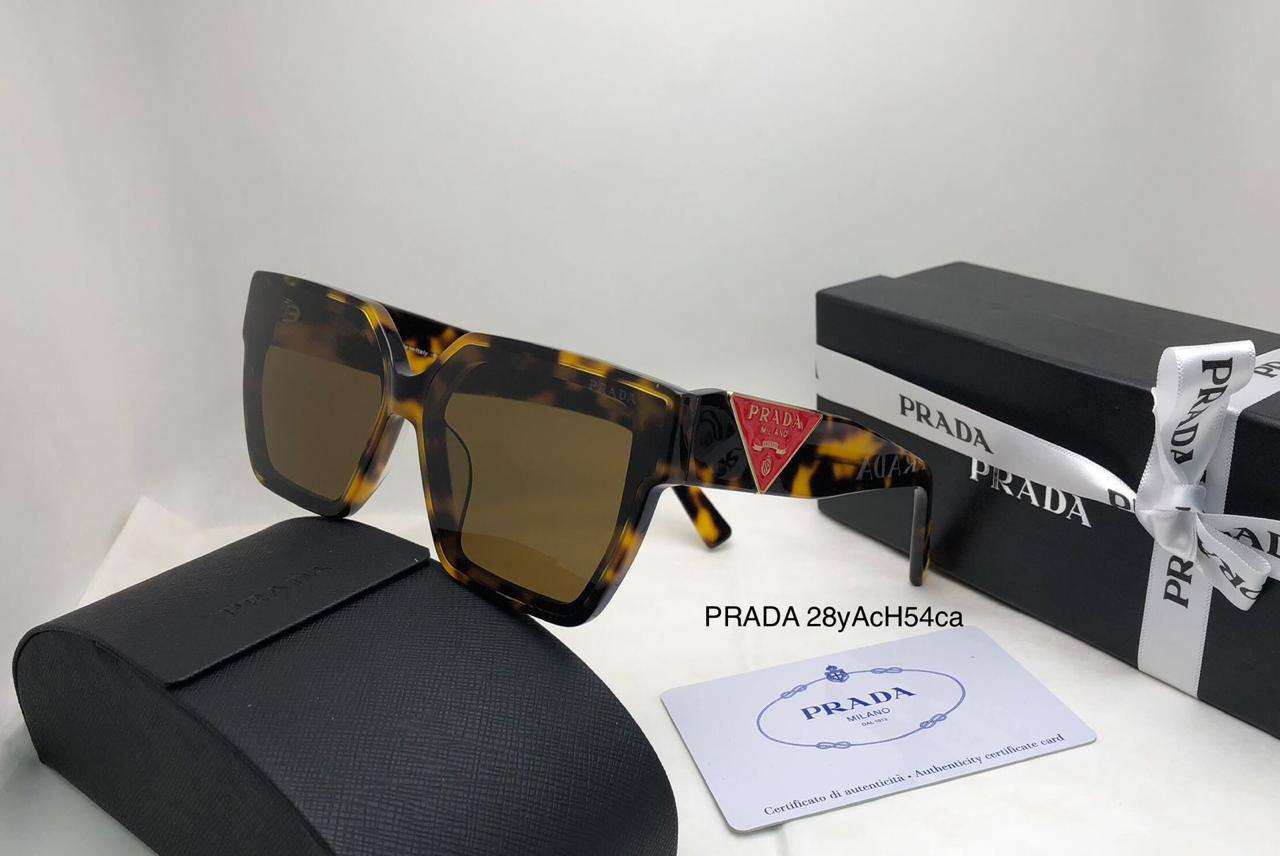 Prada
Super master quality 
190 dhs💓

Zain126
♥️♥️♥️