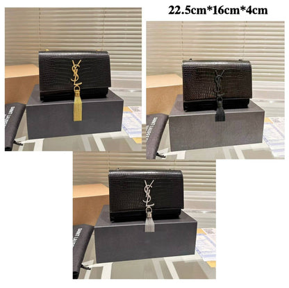 YSL 
GOOD QUALITY 
WITH BOX 
🎁🎁🎁

100 dhs✅

Zain39
♥️♥️♥️