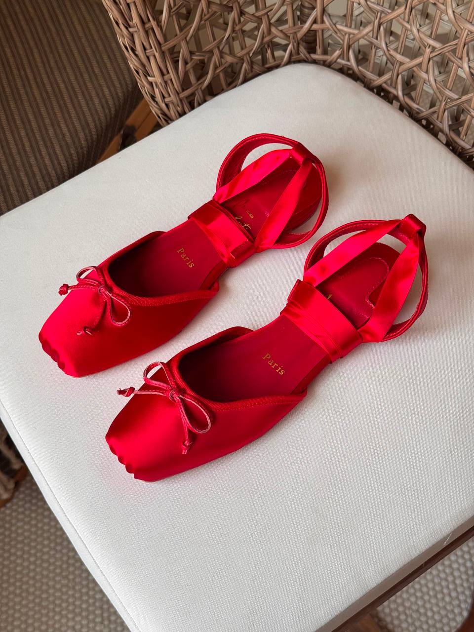 Christian LOUBOTIN
✨ new Collection
👠 36–41
💎 Premium Quality
🔥 Super Master
450 dhs🇦🇪🇦🇪

Zain198
♥️♥️♥️