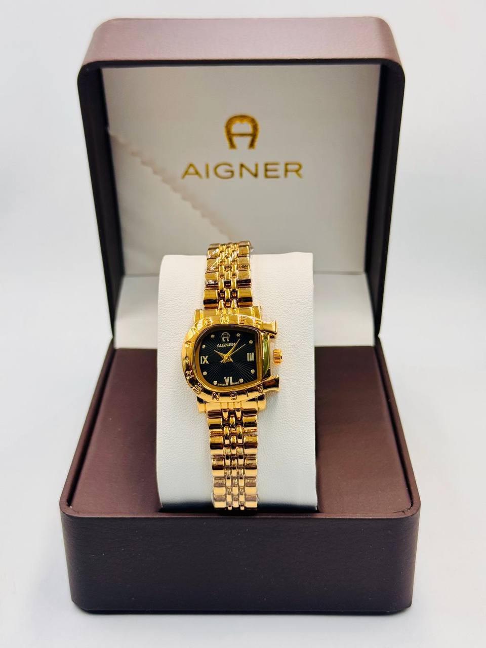 Aigner ladies
*New Arrival*🔥
55 dhs👑

Zain08
♥️♥️♥️