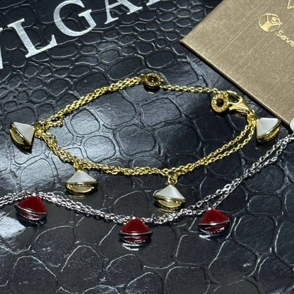 BVLGARI ❤️‍🔥*
Bracelet ❣️
Master quality 💯
With normal boxes 📦 
55 dhs🌺
With master box 🗃️ 
90 dhs🌺

Zain216
♥️♥️