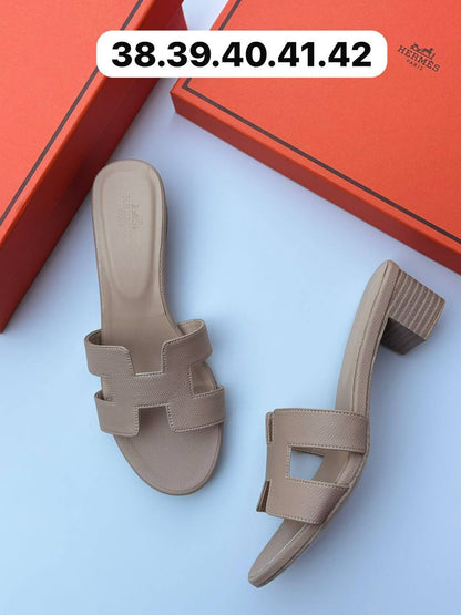Hermes sandal
120 dhs🇦🇪

Zain55
♥️♥️♥️