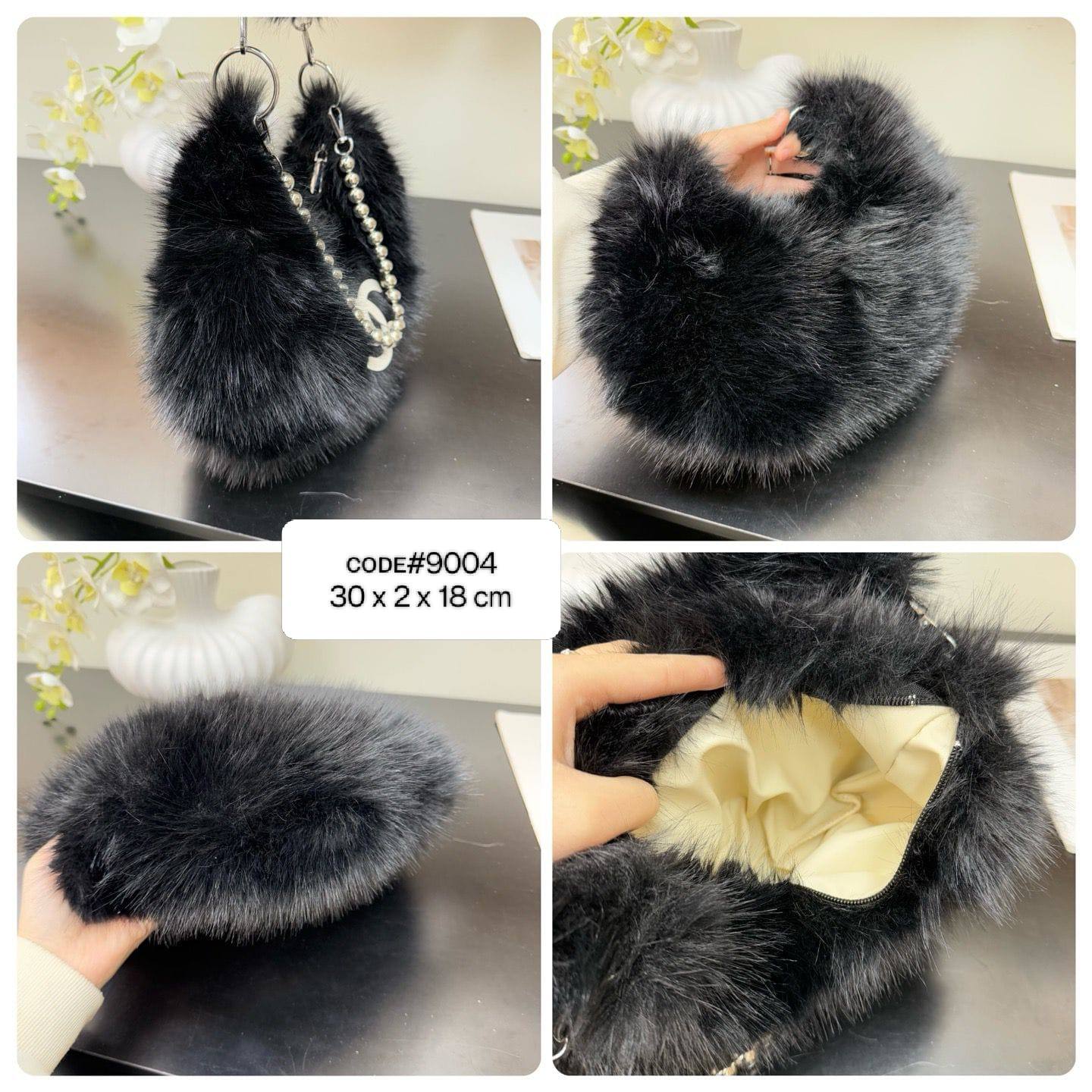 CHANEL ᴡɪɴᴛᴇʀ's ʙᴀɢ
ғᴀᴜx ғᴜʀ ʜᴀɴᴅʙᴀɢ
sɪʟᴠᴇʀ ʜᴀʀᴅᴡᴀʀᴇ
ɪɴᴛᴇʀʟᴏᴄᴋɪɴɢ C ʟᴏɢᴏ
ᴡɪᴛʜ ʙᴇᴀᴅᴇᴅ ᴄʜᴀɪɴ sᴛʀᴀᴘ
sɪᴢᴇ: 30 cm

60 dhs🗽

Zain31
♥️♥️♥️