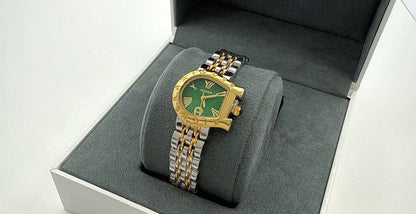 New ladies watch
55 dhs🪙💚

Zain45
♥️♥️♥️