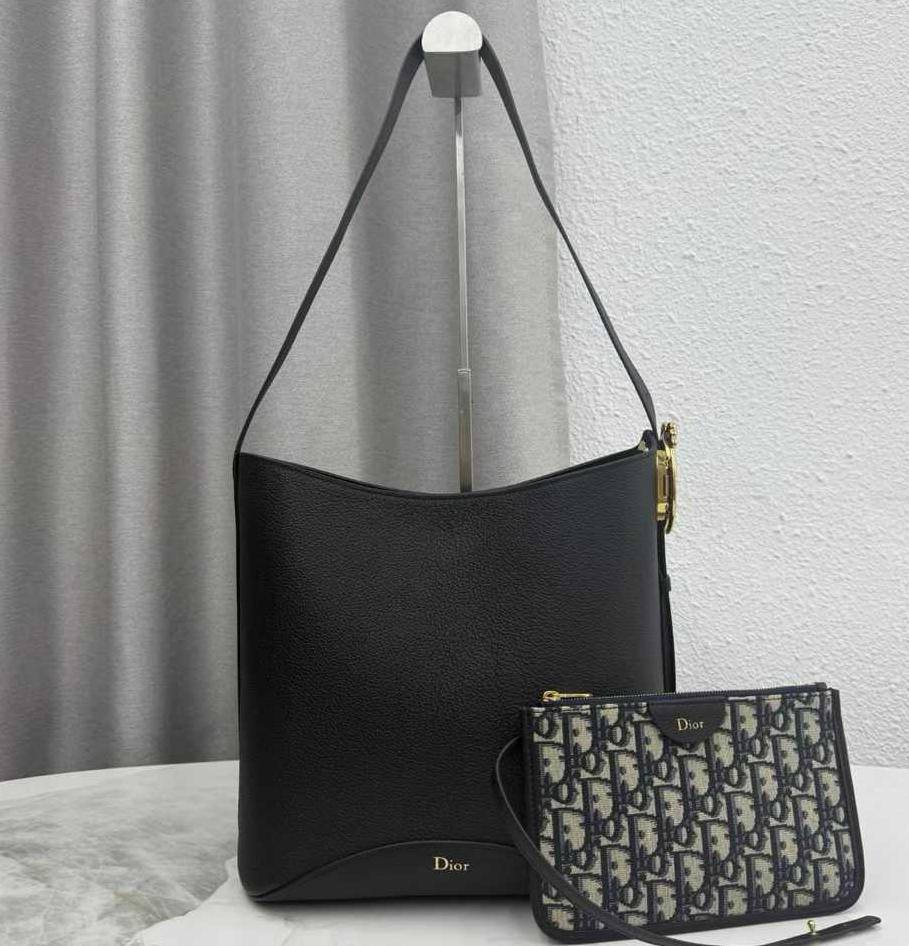 DIOR ✨💕✨
💯
SuperMaster Quality 🔥🔥
Available Now ❤️❤️❤️
For Price 👇 WhatsApp✅
0568585901 
0507557372
0552275751 Owner Zain 👌

Zain121
♥️♥️♥️