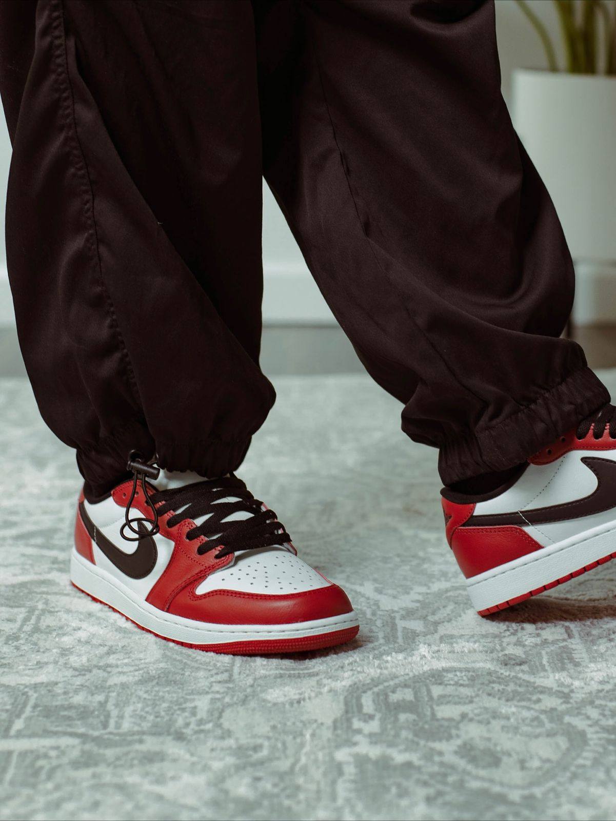 Air Jordan 1 Retro Low OG "Chicago" - Varsity Red/summit White
New Arrival🤩
36-45 AVAILABLE 
180 dhs❣️

Zain242