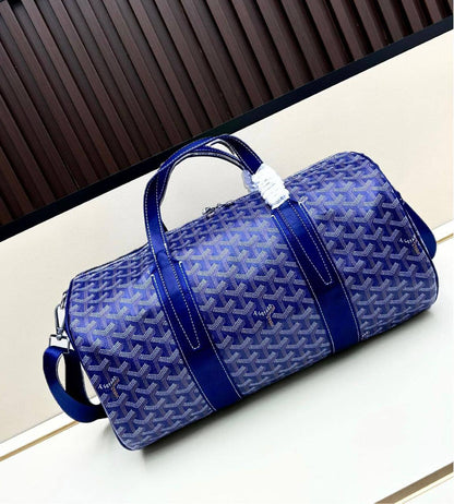 GOYARD Traveling Bag
Good Quality 
115 dhs🪙🖤

Zain250
♥️♥️♥️