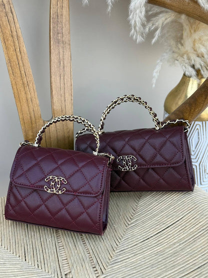 New collection✨✨✨
CHANEL
15cm
340 dhs❣️
18cm
360 dhs❣️
Top quality 
With box🎁

Zain167
♥️♥️♥️