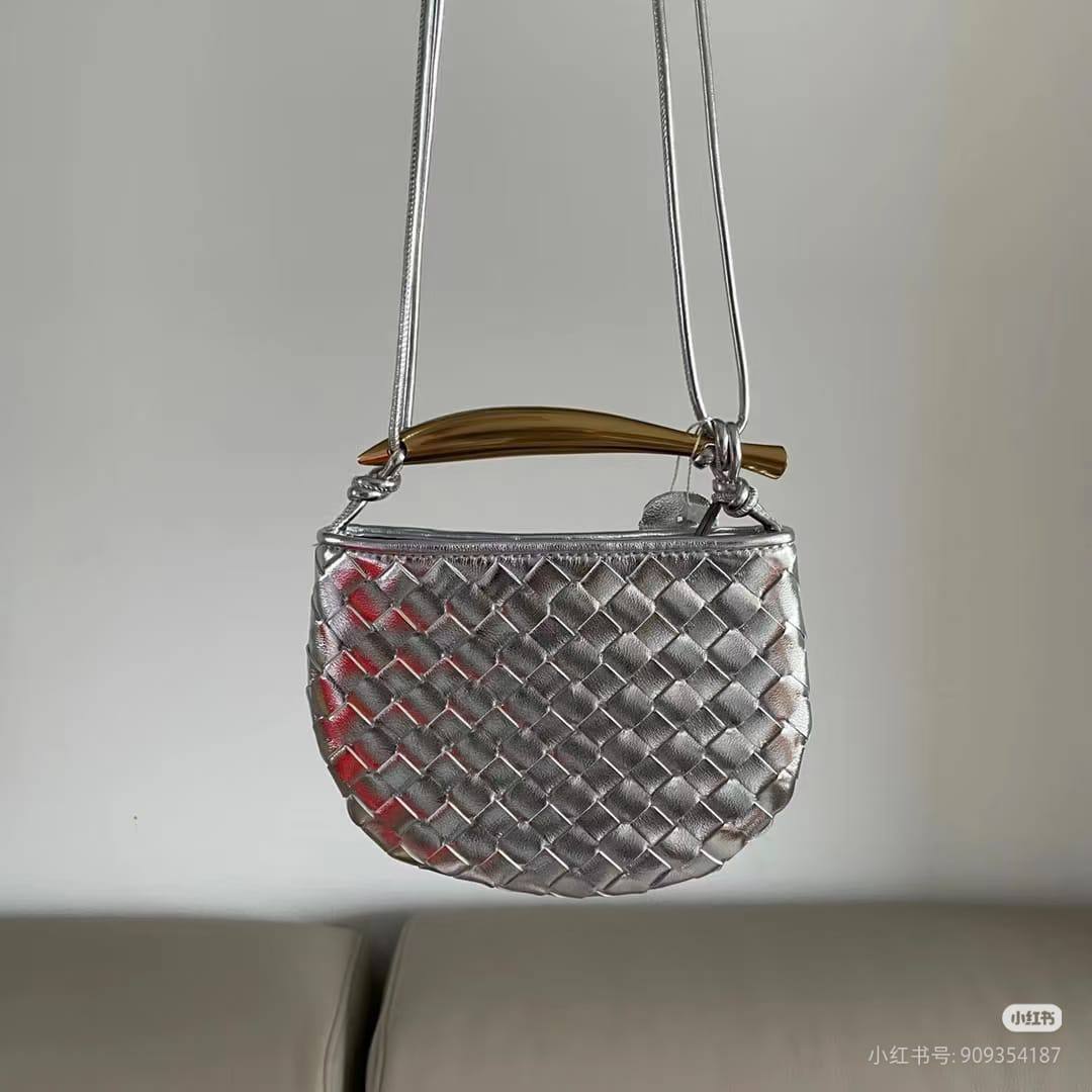 Bottega Master
For Price 👇 WTSP Text Zain 0568585901

Zain10
♥️♥️♥️