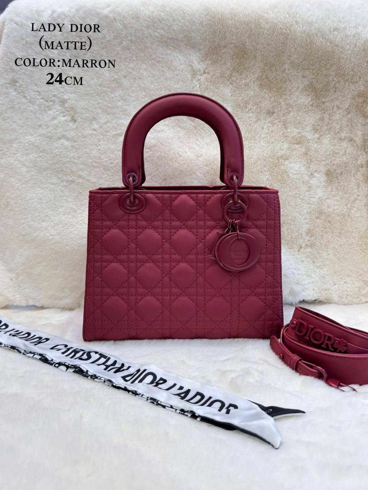 Dior
ᴡɪᴛʜʙᴏx
ᴄᴀɴᴠᴀs ɪɴsɪᴅᴇ
sɪᴢᴇ:24ᴄᴍ
120 dhs✅

Zain56
♥️♥️♥️