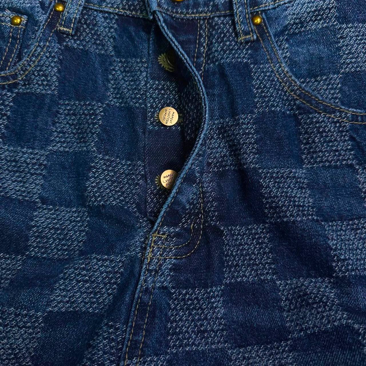 LV
*Super Master quality*
*Sizes:30 32 34 36*

350 dhs🇦🇪🇦🇪

Zain330
♥️♥️♥️