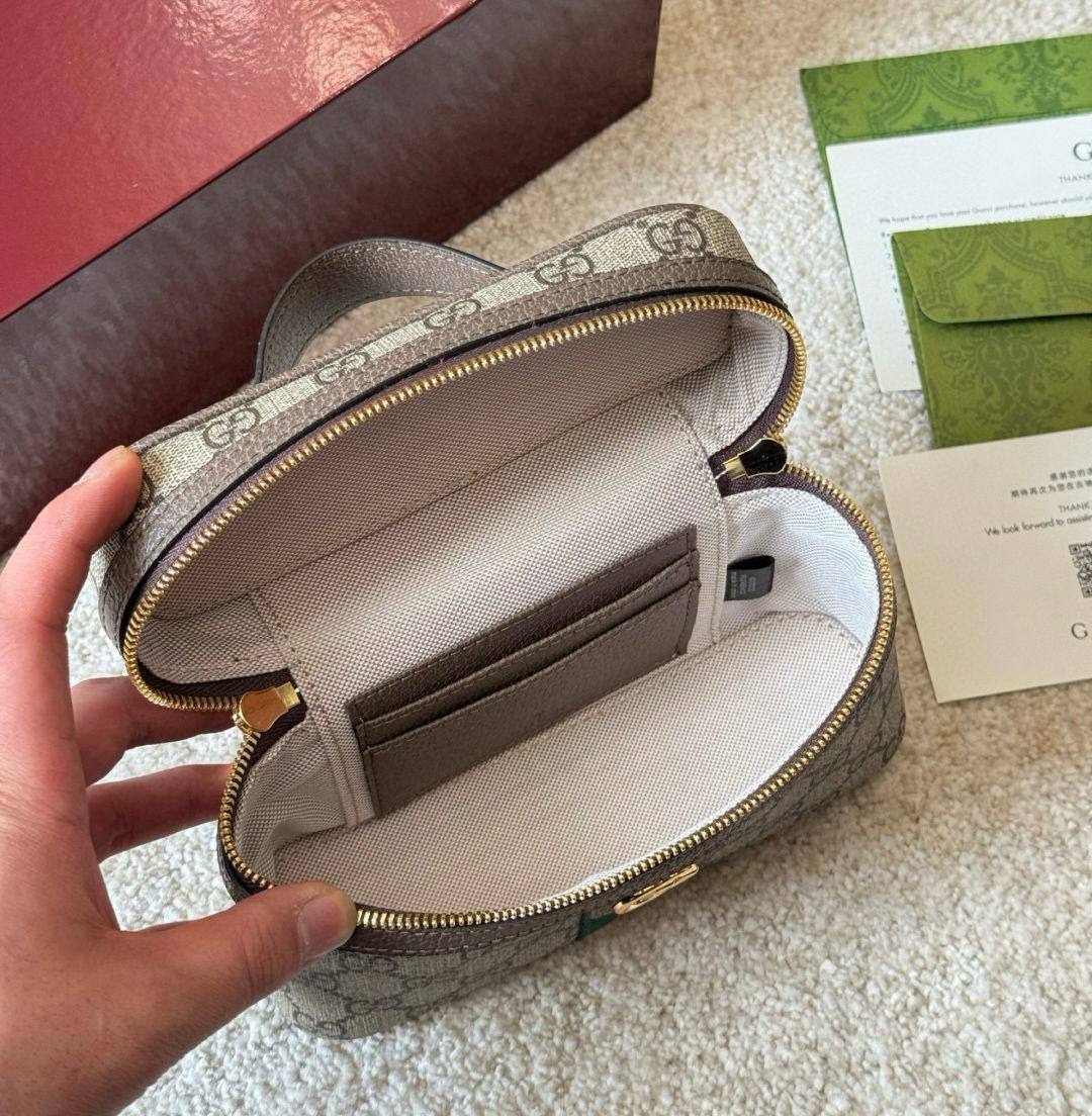 GUCCI 
COPY ONE 
170 dhs✅

Zain295
♥️♥️♥️