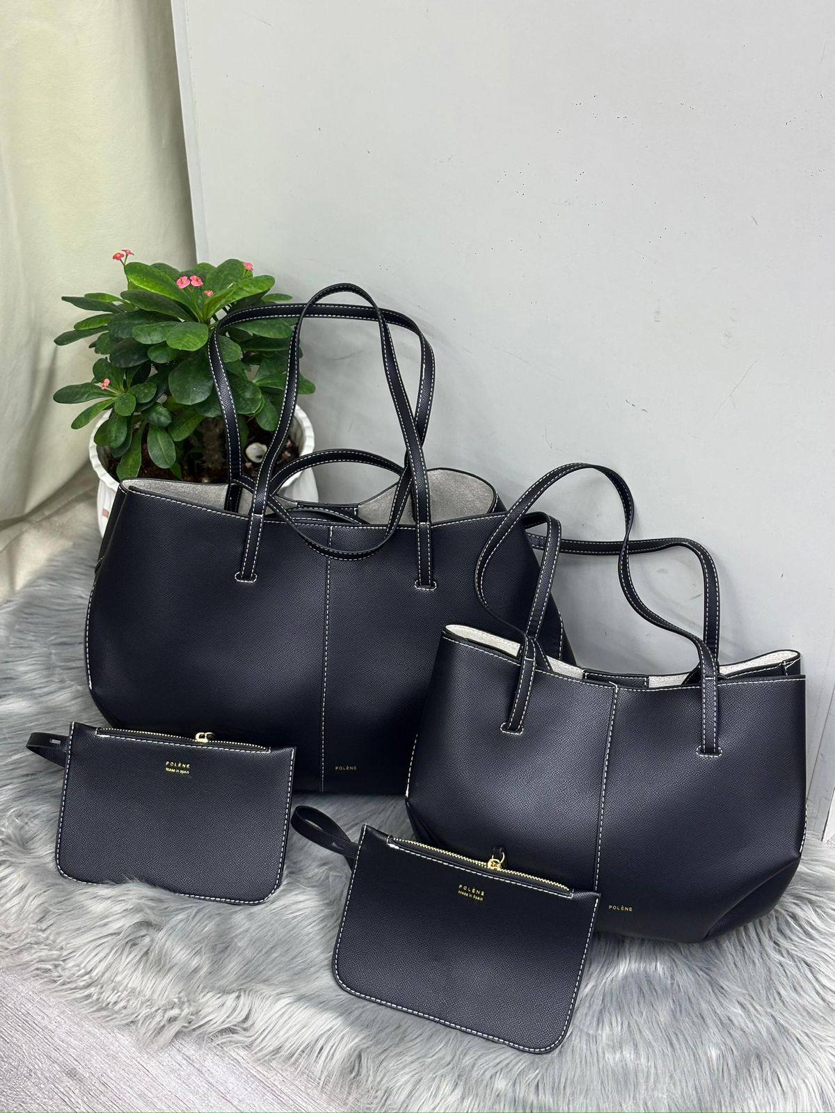 POLENE
SIZE……….(51)(36)CM🌷
100 dhs❣️
110 dhs❣️

Zain51
♥️♥️♥️