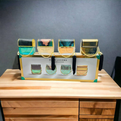 PERFUME SETS
60 dhs💓

Zain01
♥️♥️♥️