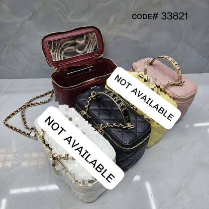 CHANEL ᴠᴀɴɪᴛʏ ᴅʀᴇssᴇʀ
ʜᴀs ᴍɪʀʀᴏʀ ɪɴsɪᴅᴇ
ᴄᴀᴠɪᴀʀ ʟᴇᴀᴛʜᴇʀ ᴍᴀᴛᴇʀɪᴀʟ
ɢᴏʟᴅ ʜᴀʀᴅᴡᴀʀᴇ
sɪᴢᴇ : 17.5 cm
ᴡɪᴛʜ BOX
🎁🎁🎁

90 dhs💓
⛔️

Zain31
♥️♥️♥️