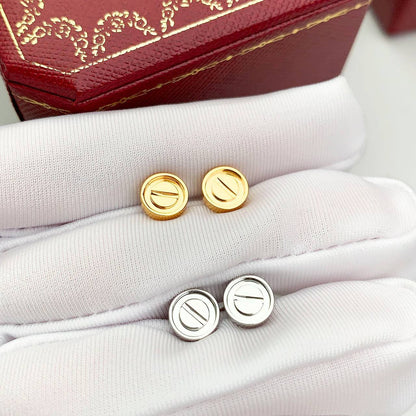 Cartier 
Earring 🦋
Master quality 💯
With normal boxes 🗃️ 
45 dhs🇦🇪🇦🇪

With master box 📦 
85 dhs🇦🇪🇦🇪

Zain216
♥️♥️♥️