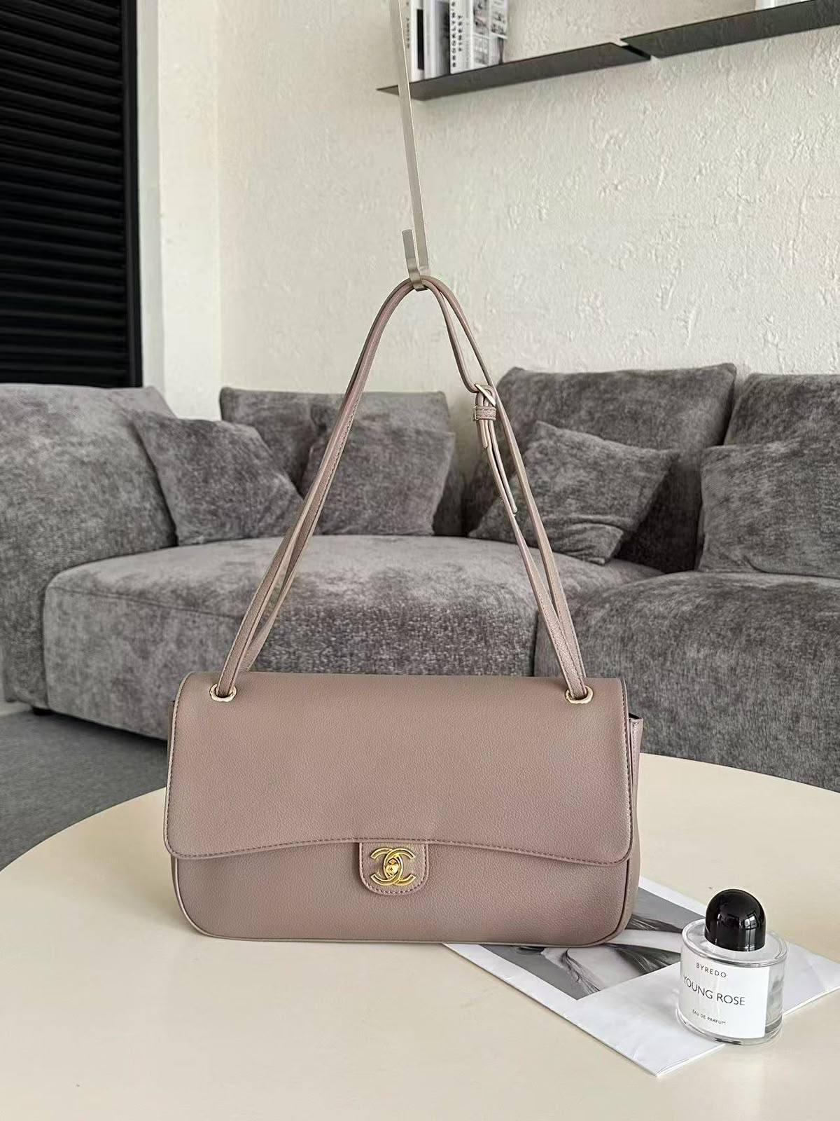 Chanel

120 dhs

33 cm

Zain143
♥️♥️♥️