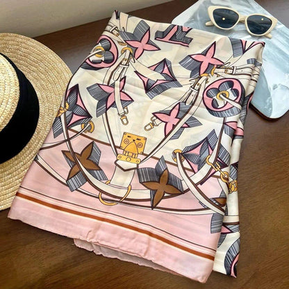 LV Silk 
Scarves Length:
80cm-100cm
70 dhs🇦🇪🇦🇪
with box

Zain312
♥️♥️♥️