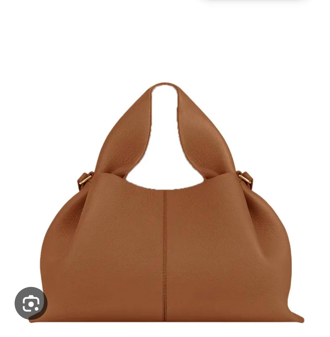 POLENE 
GOOD QUALITY 
130 dhs✅
SIZE 25CM

Zain200
♥️♥️♥️