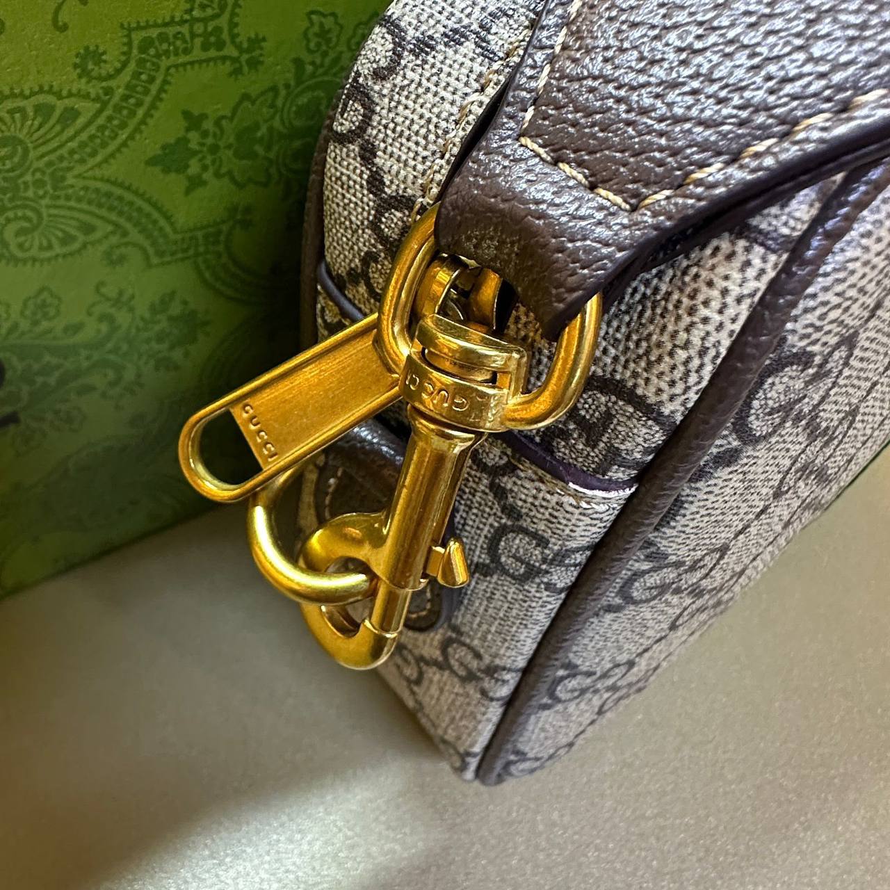 GUCCI 
GOOD QUALITY 
WITH BOX 
🎁🎁🎁

90 dhs✅

Zain295
♥️♥️♥️
