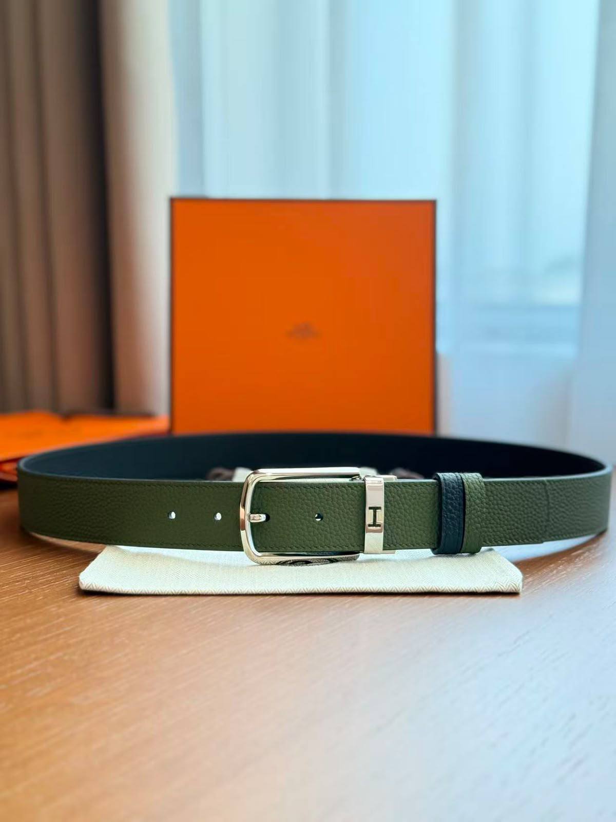 Hermes
For  men
Super master 4cm
With original box

320 dhs🇦🇪🇦🇪


Zain281
♥️♥️♥️