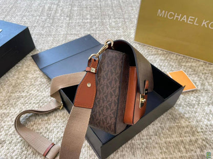 Mk

New came
Good quality
With box

90 dhs🇦🇪🇦🇪

Zain295
♥️♥️♥️