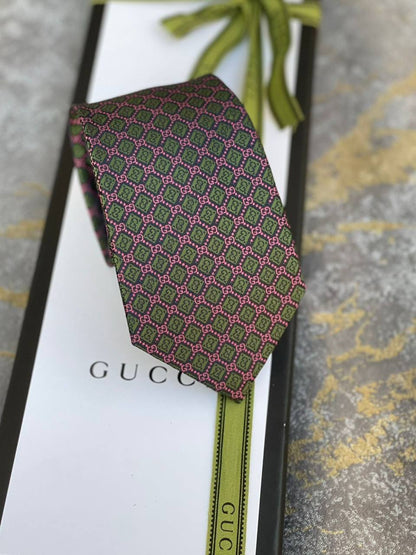 GUCCI
TIE
*Master quality*
*New collection*
180 dhs🪙🌨️

Zain179
♥️♥️♥️