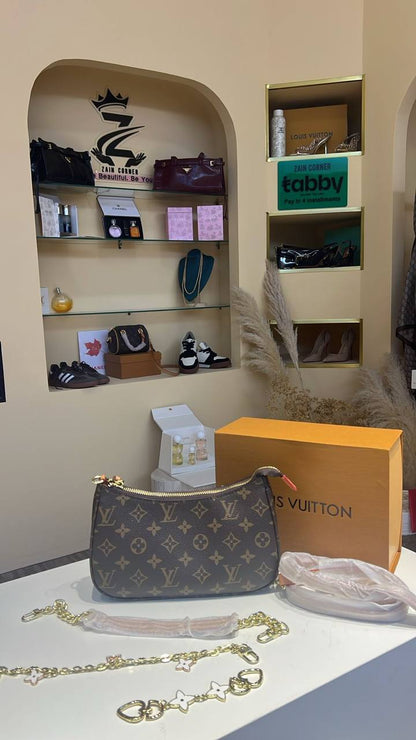 LV
✨✨NEW  ✨✨

100 dhs✅

with box
🎁🎁🎁

Zain38

اطلبوها من الوتس المثبت في الأعلى👆🏻👆🏻

تواصلو معنا 👈🏻 Zain 
For order WhatsApp pinned 👆🏻

♥️♥️♥️