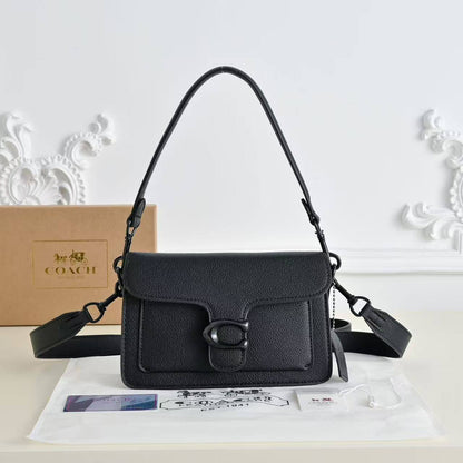 Coach
21cm 

100 dhs✅

Withbox
🎁🎁🎁

Zain143
♥️♥️♥️