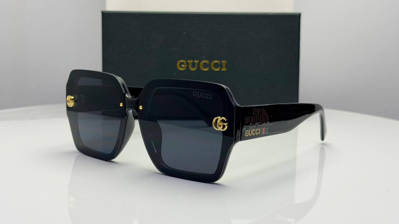 Gucci - Versace - Celine
65 dhs✅

Zain182
♥️♥️♥️