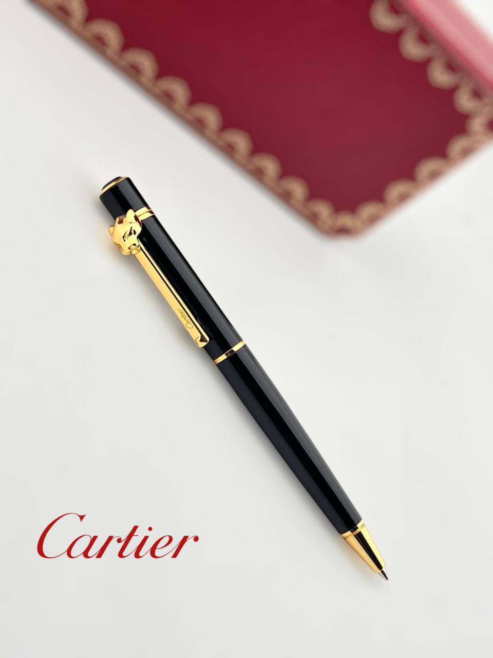 Cartier 
pen master quality 
with box and paper bag 
🎁🎁🎁

95 dhs💓


Zain59
♥️♥️♥️