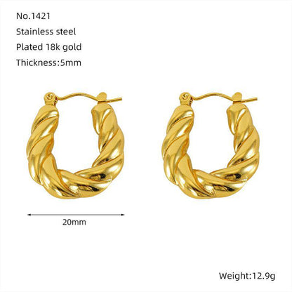 New arrival 
Stainless steel with 18k gold plated earrings 
Non tarnish 
20 dhs🪙🌨️

Zain242
♥️♥️♥️